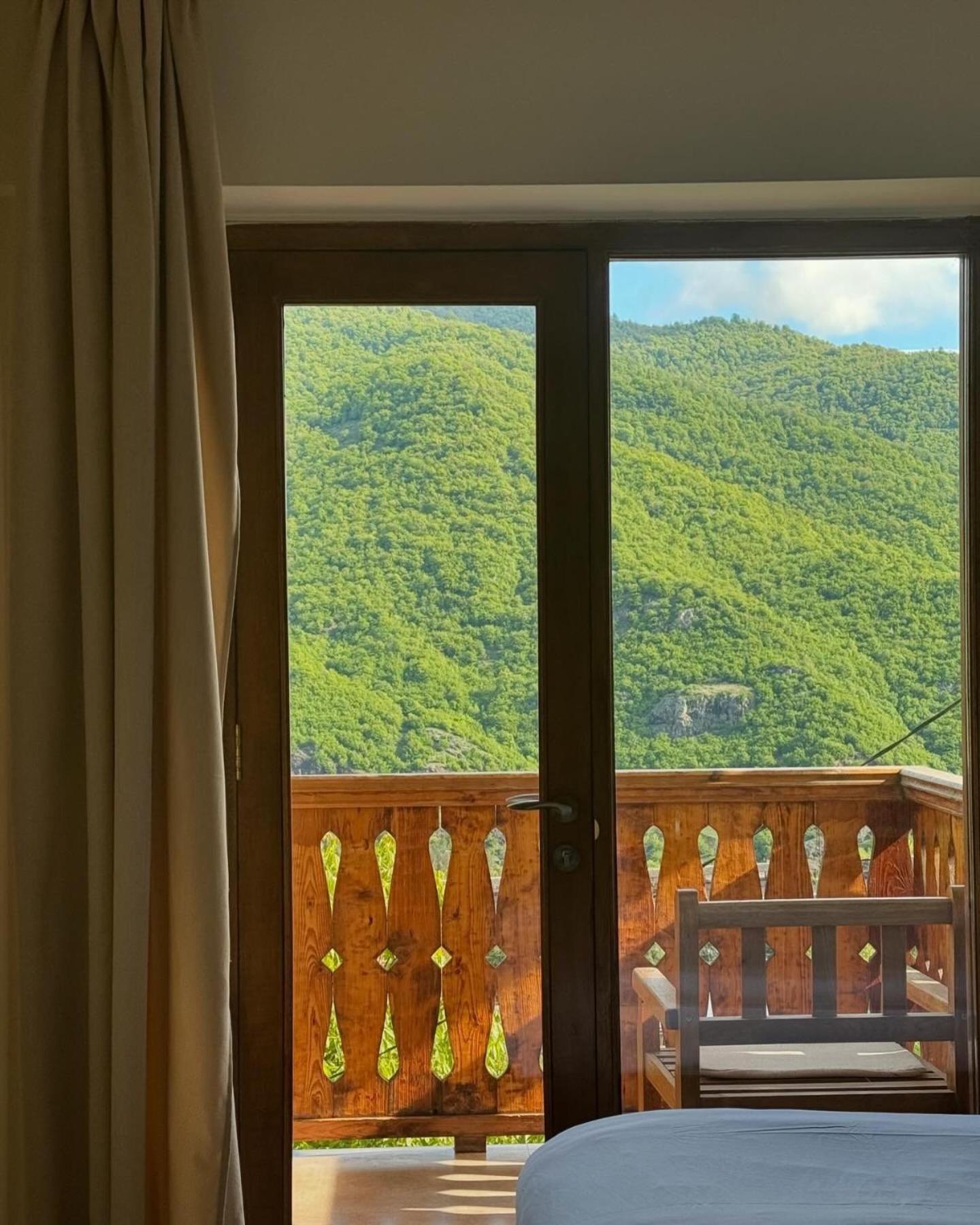 Verin Tun Dilidzjan Buitenkant foto